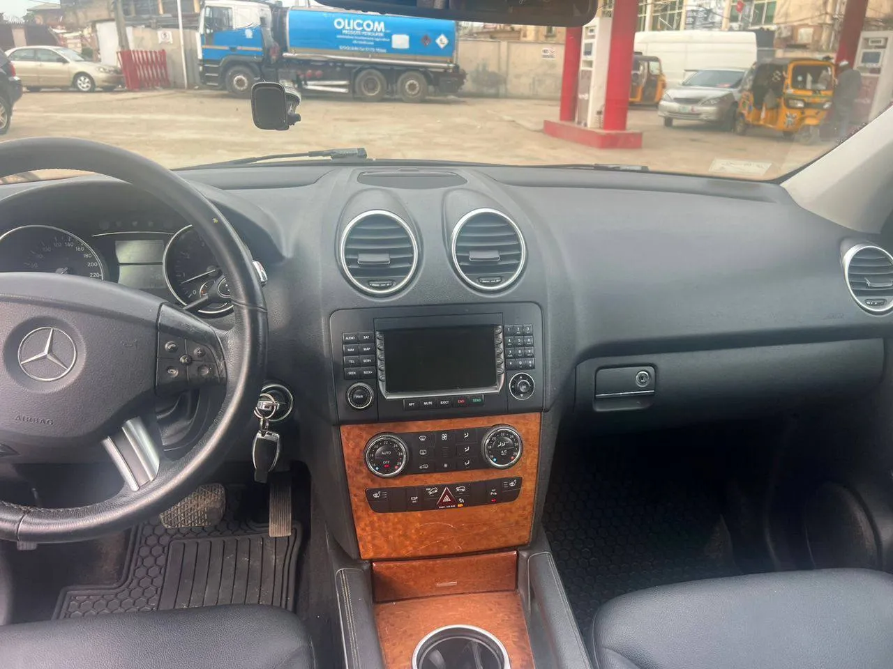 Lexus TX 350
